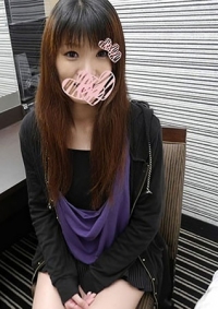 笑容超甜美的纤细美女，其实是超级敏感一碰就激烈高潮的妹子！直接中出～ HEYZO-3464 HEYZO